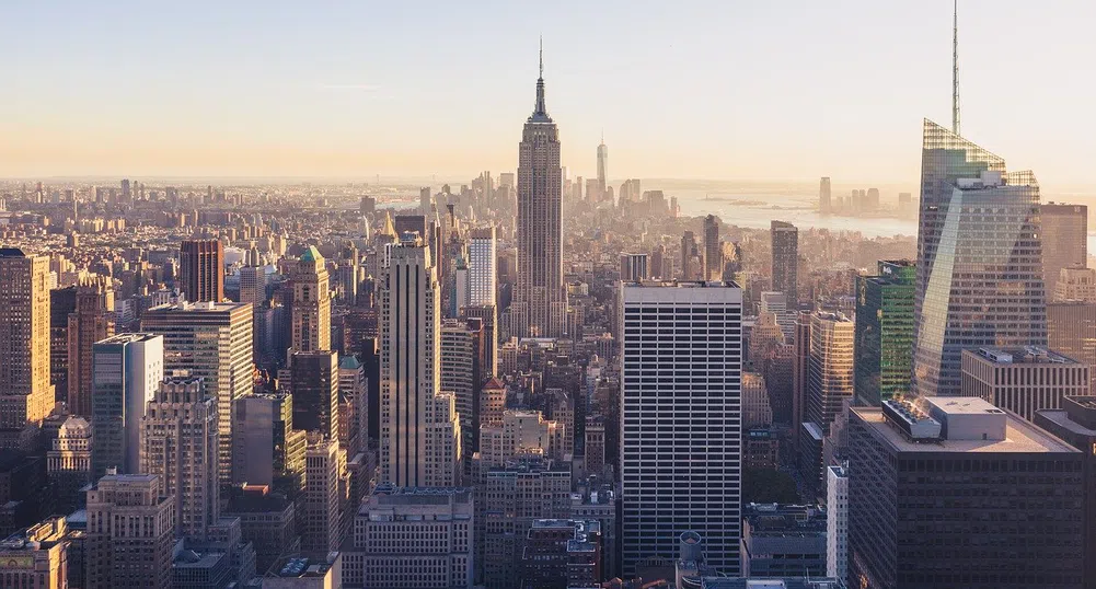 Милионерско семейство купи 8 апартамента в Ню Йорк