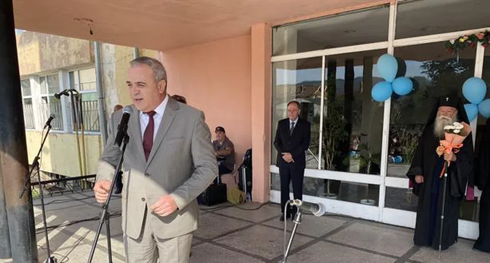 Откриха първата в страната паралелка по професията "Охранител"