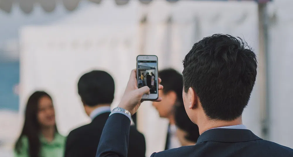 Alibaba е на финалната права с новия си чатбот