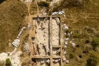 Залдапа - стъклената църква, която впечатлява с великолепие