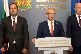 Денков: Няма потвърдена информация за българин, взет за заложник в Газа