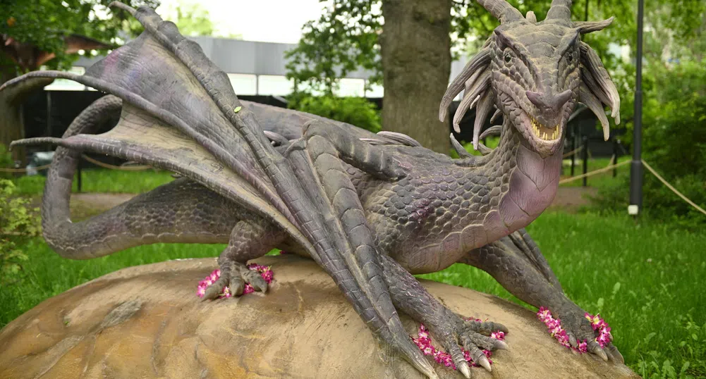 Фентъзи парк на открито с дракони от цял свят отвори врати в столичен парк