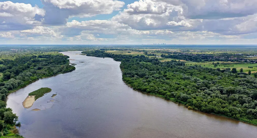 Полша открива нов плавателен канал, еколозите протестират