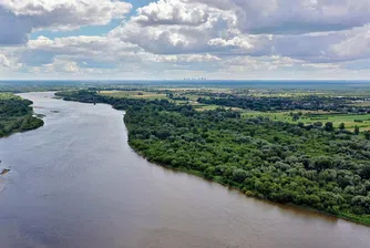 Полша открива нов плавателен канал, еколозите протестират