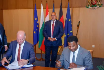 Подписаха концесионния договор за летище София