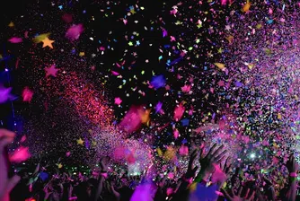 Как се забавляват испанците по време на карантина?