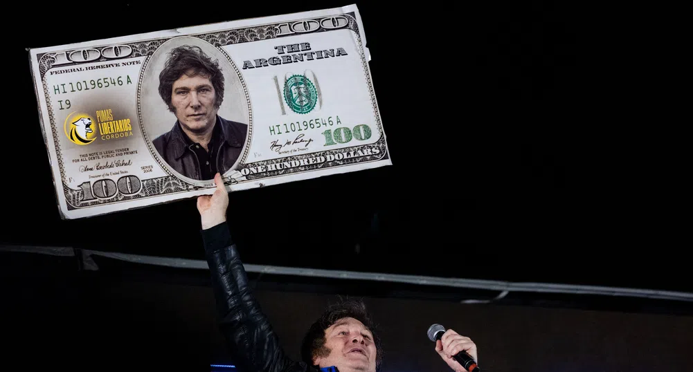 Аржентина избра за президент политически двойник на Тръмп с радикални идеи