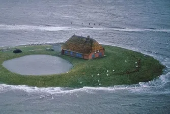 Островите Халиген и удивителните им къщи