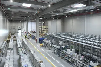 Румънският дистрибутор на дентални продукти Dentotal придобива Дентатехника