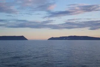 Островите, разделени от 5 километра и 21 часа