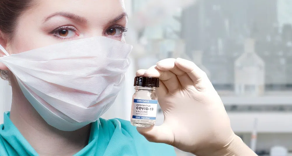 Нови анти-COVID мерки от утре: Поне 50% от служителите ще работят от вкъщи