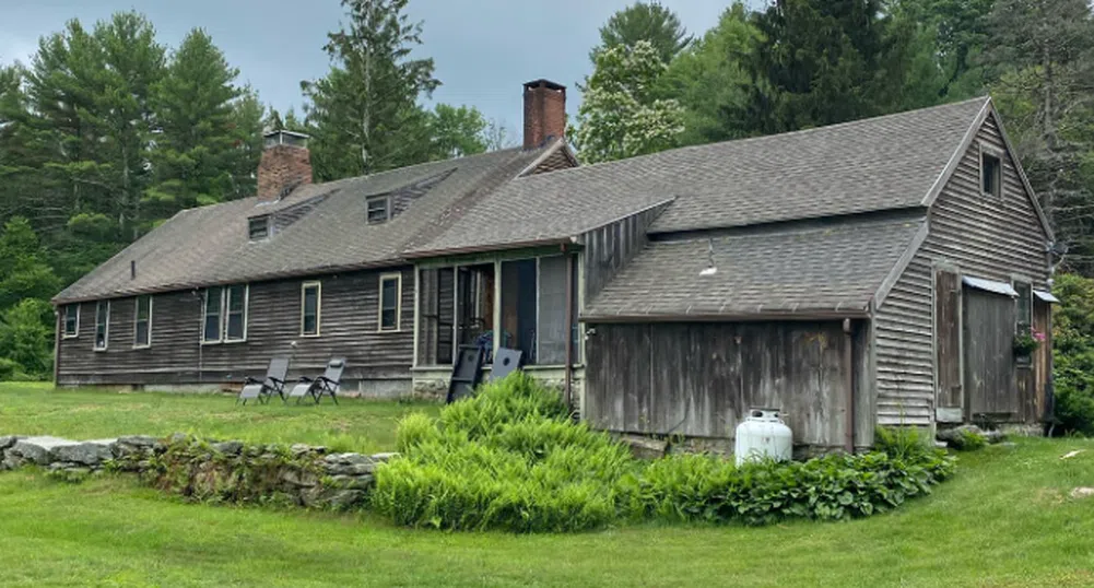 Къщата от филма Заклинанието беше продадена за 1.5 млн. долара