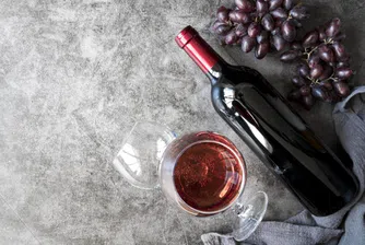 Пет виртуални винени тура, които да направите от дивана