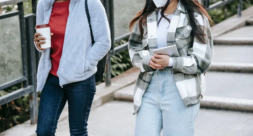 Пекин затвори молове, училища и ресторанти заради Covid-19