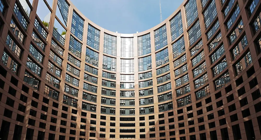 Антиевропейските партии с една трета от местата в европарламента?