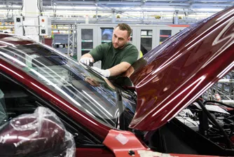 Автомобилни компании искат Великобритания да преосмисли сделката за Брекзит