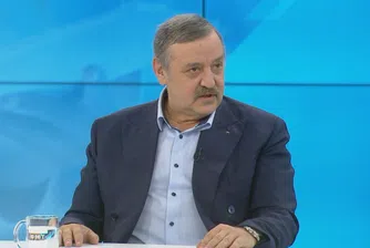 Тодор Кантарджиев: Няма риск от забавянето на имунизациите