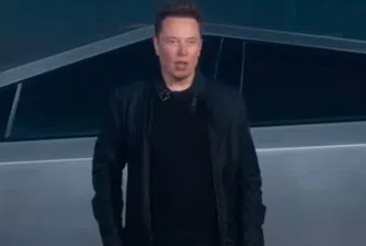 Мъск приключи свидетелските си показания по делото за сделката за SolarCity