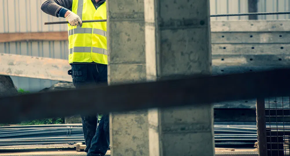 Строителната продукция бележи спад през април