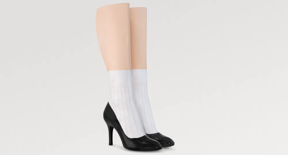 Протези или ботуши? Новият моден абсурд на Louis Vuitton е тук