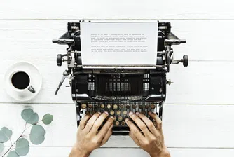 Защо трябва да се застоите поне три години на първата си работа?