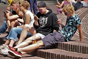 Meta има проблем с децата