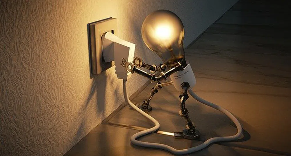 Няколко столични квартала и близки села са без ток заради бурята