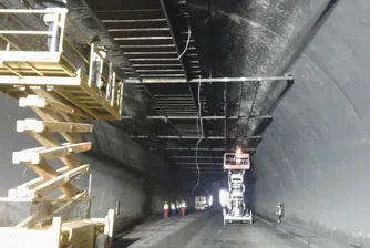 Спешният ремонт на тунел Ечемишка продължава денонощно