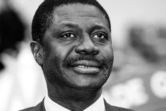 Бивш президент на Олимпик Марсилия почина от коронавирус