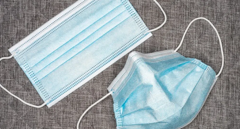 Депутати все още отказват да носят маски