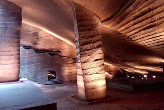 Мистерията на древните пещери Longyou