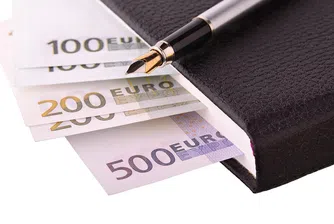 Минималните заплати в ЦИЕ се увеличават по-бързо от където и да е в ЕС