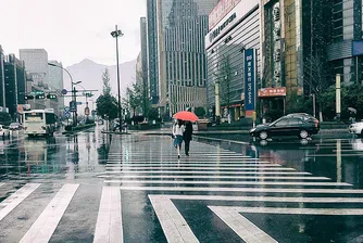 Китай намалява данъците в подрепа на икономиката си