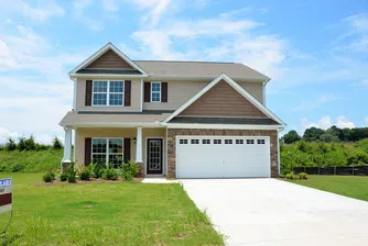 Началното жилищно строителство в САЩ се сви с 30%