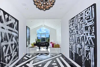 Гуен Стефани прибра почти 22 млн. от футуристичния си дом