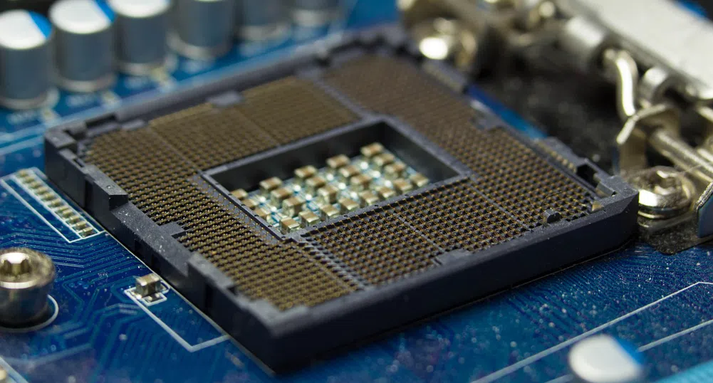 Съоснователят на Intel загуби 1 млрд. долара за ден