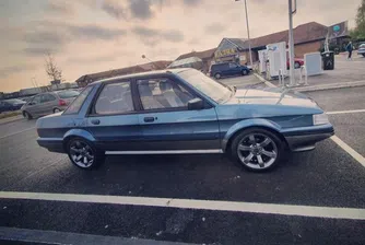 Виждали ли сте по-безличен автомобил от този?