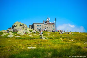 УНИКА официален партньор на новите наематели на заслон Черни връх