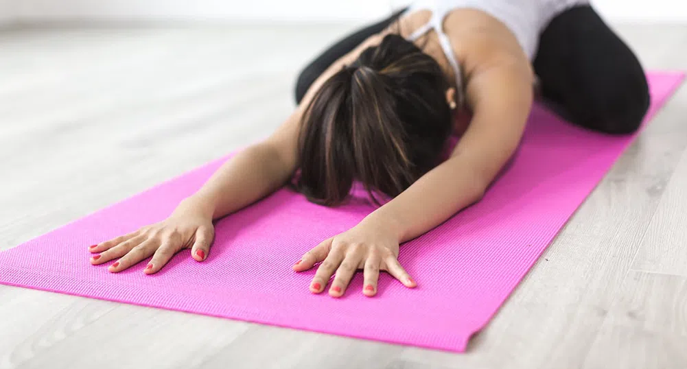 Ако работите на бюро по цял ден, правете тези упражнения