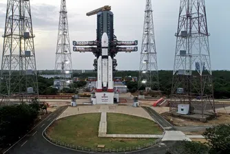 Chandrayaan-3: Историческата мисия на Индия до Луната стартира успешно