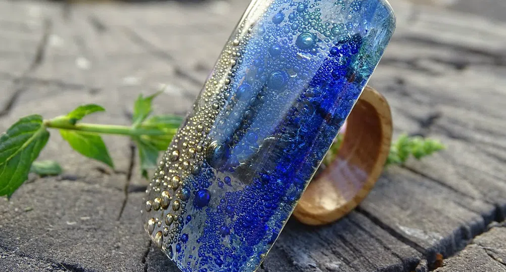 Край на счупените екрани - откриха самовъзстановяващо се стъкло