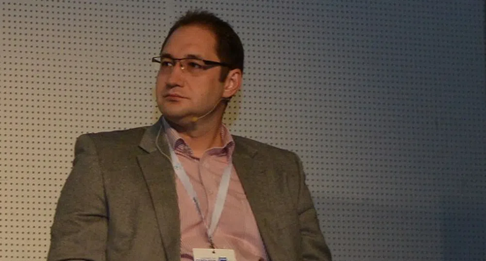 Г. Ангелов: Не бива да чакаме инвеститорите да чукат на вратата