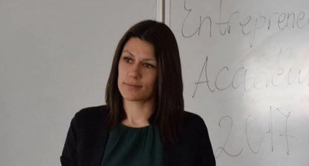 Лекторите на Шумът на парите - Евелина Ван Менсел