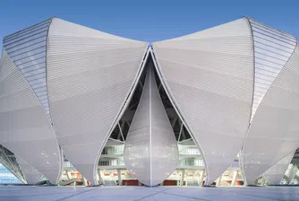 Стадион, вдъхновен от цветята