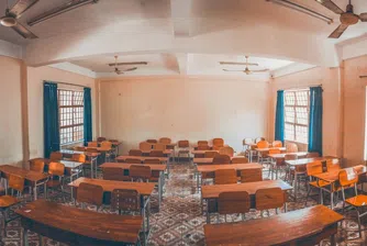 В сряда ще са ясни окончателно противоепидемичните мерки за училищата