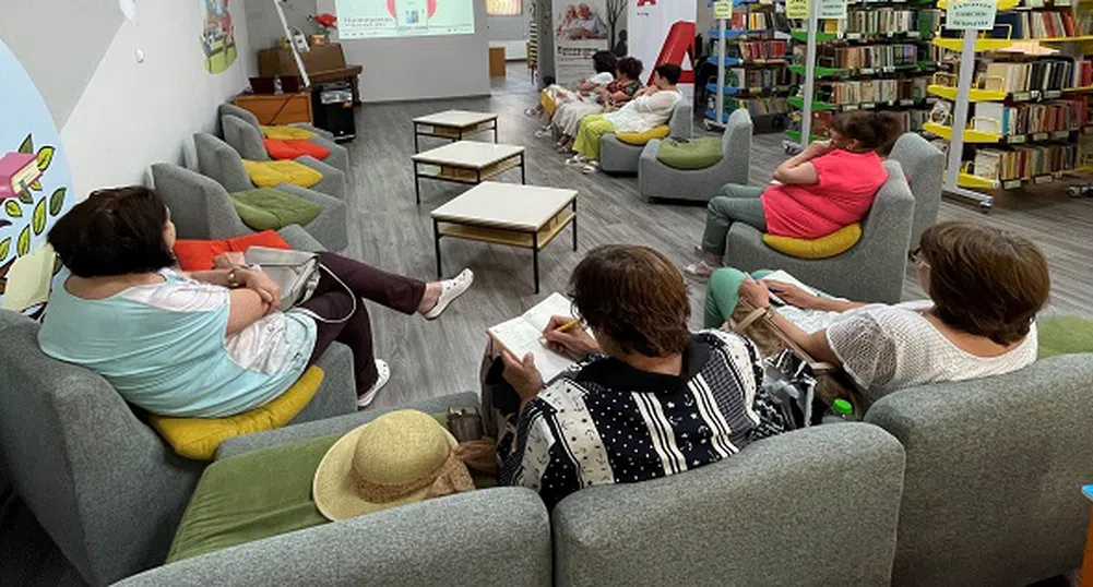 A1 с курсове по дигитална грамотност за възрастни хора в 36 населени места