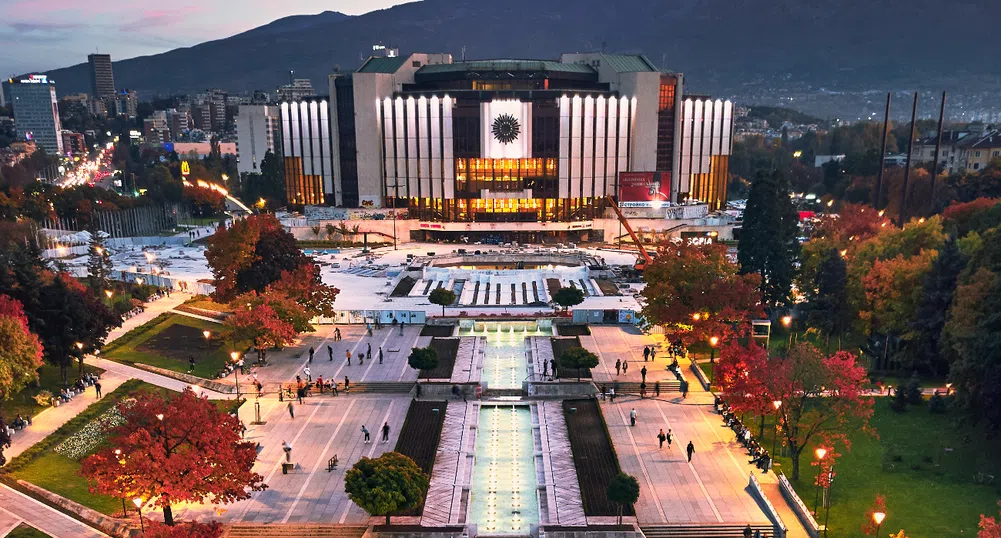 Велислав Минеков: ГЕРБ не си плащат наема за НДК, настоявам да напуснат