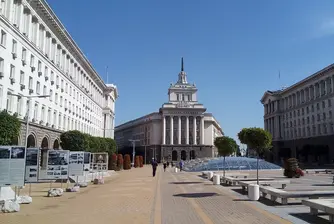 Правителството дава още 51 млн. лв. за отбрана