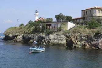 От Болшевик до Света Анастасия – остров с история и романтика