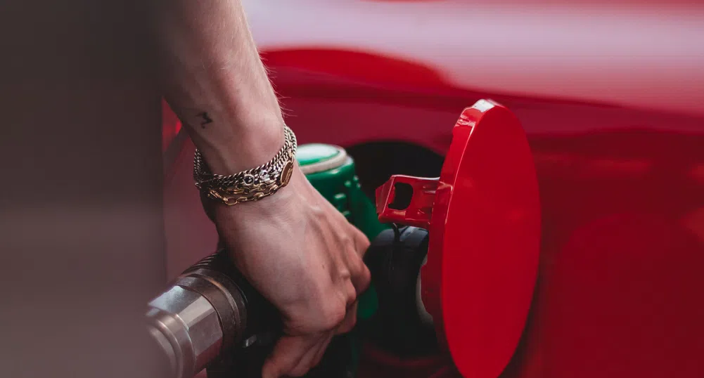 НАП: Отстъпка от 25 ст. при зареждане на гориво ще има до 31 декември